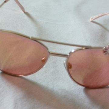 Atraktivne sunčane naočale za curicu KAO NOVE