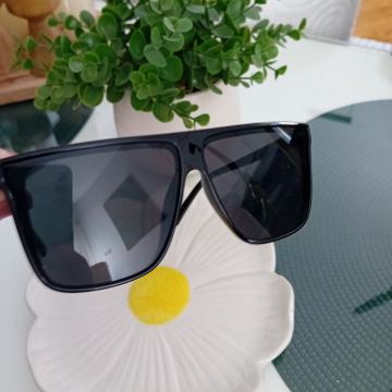 CRNE SUNČANE NAOČALE - NOVO