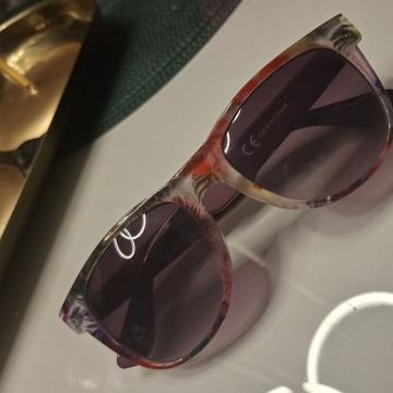 CVJETNE SUNČANE NAOČALE - NOVO