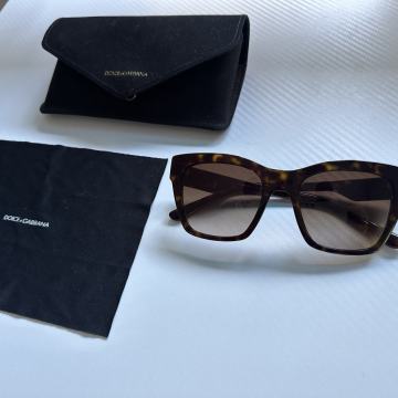 Dolce & Gabbana Sunčane Naočale,orginal,sa torbicom