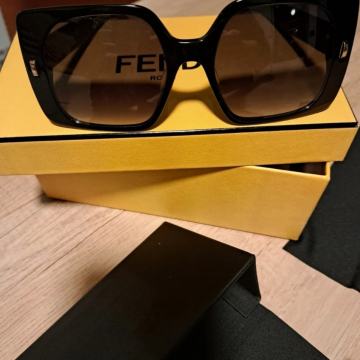 Fendi sunčane naočale