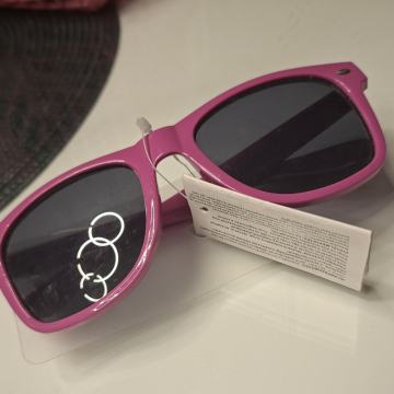 FUKSIJA BOJA - ROZA SUNČANE NAOČALE - NOVO