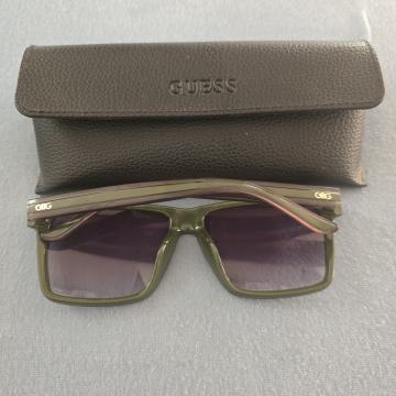 Guess sunčane naočale