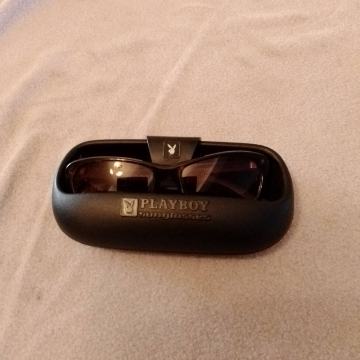 kutija za sunčane naoćalePLAYBOY