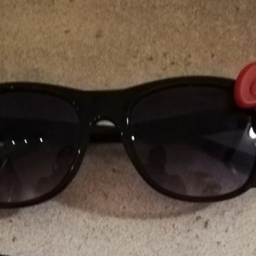 Hello Kitty sunčane naočale