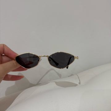 Miu Miu sunčane naočale