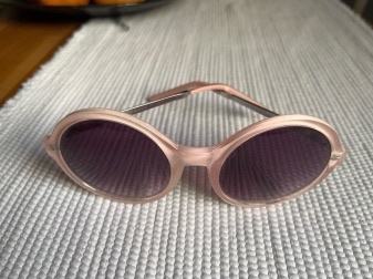 Naočale sunčane, Tally Weiyl, H&M, 4 komada 5 €.