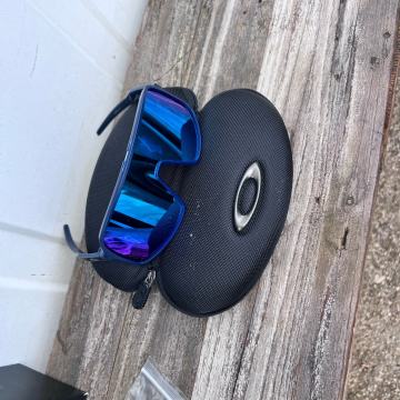 Oakley Sutro S