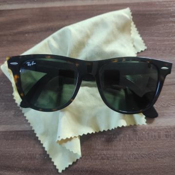 Ray-Ban Wayfarer