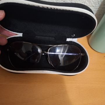 Polaroid sunčane naočale