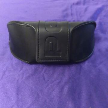 Police torbica za naoćale