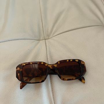 PRADA zenske suncane naocale novi model