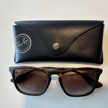 Ray Ban Chris RB 4187