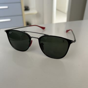 Ray Ban Scuderia Ferrari Collection