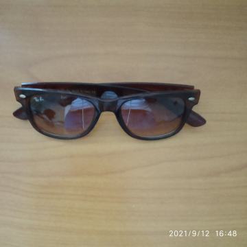Ray Ban