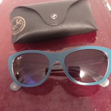 Ray ban