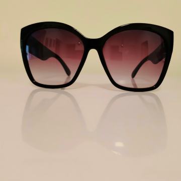 Sunčane naočale bez robne marke - polikarbonatne leće s UV400