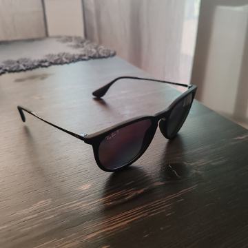 Nove sunčane naočale ray ban