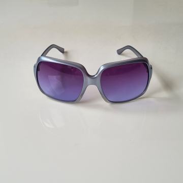 Sunčane naočale Vogue