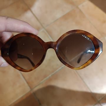 Vogue sunčane naočale