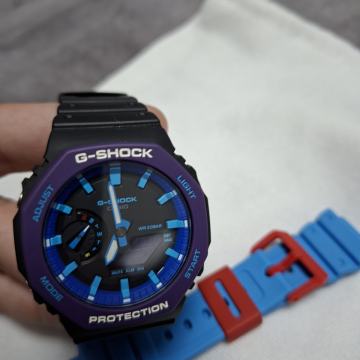 Casio G-SHOCK GA-2100THS