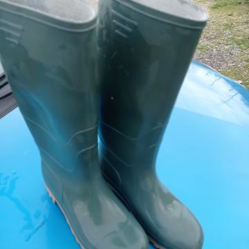 Čizme gumene br.39-Zelene-Novo