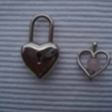 privjesci 2 na temu srca