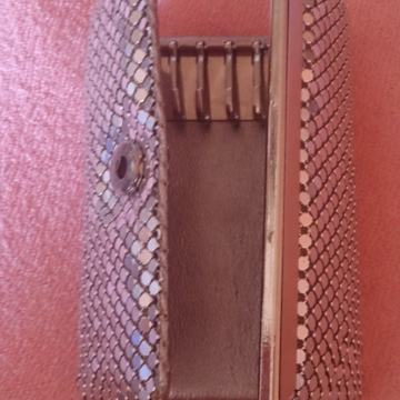 ETUI RAZNI od 10,00 do 20,00  RASPRODAJA