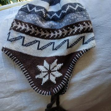 Kape sa zaštitom za uši-zimske -Novo