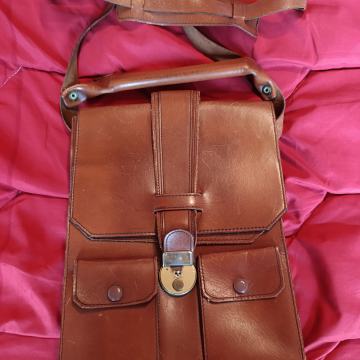 Kožna torba 50.00€