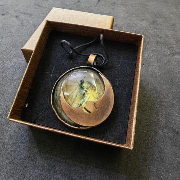 Labradorit - privjesak (ručni rad)