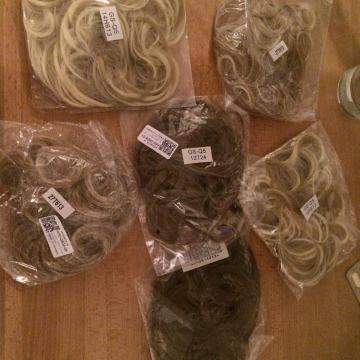 Messy bun. Ukras za kosu