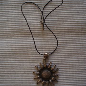 ogrlica sa motivom SUNCA