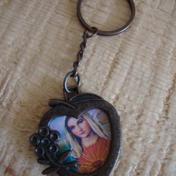 Privjesak za ključeve - srce Marijino