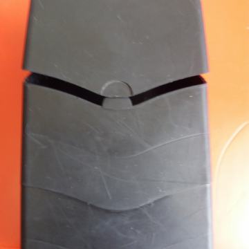 Prodajem Silikonski etui