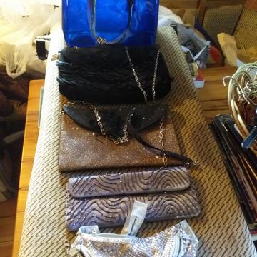 Prodajem ženske torbice