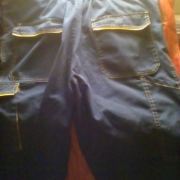 RADNE HLAČE -vel.L.-LACUNA