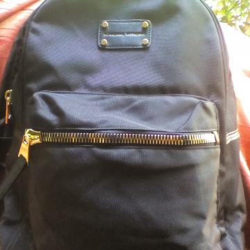 RUKSAK ADRIENNE VITTADINI-sa pretinacem za laptop