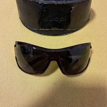 Sunčane naočale gucci