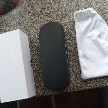 Prilika,sve sa slike 12 eura,NOVO:futrola za naočale,kutija,vrečica !