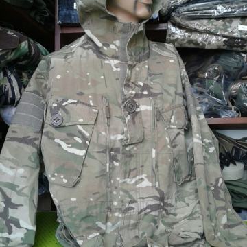 Vojne jakne militarija uniforme.