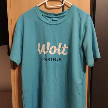 wolt majica