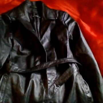 Ženska jakna-br.42-44 kožna-Blasting