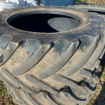 Gume BKT 710/60R 42 odlične i 620/70 R 42