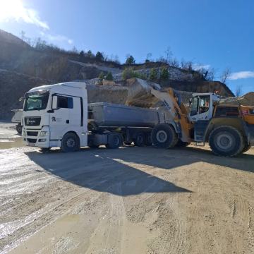 PRIJEVOZ  I ISKOPI – Šljunak, tamponi, zemlja + rad mini bagerom