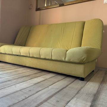 LEŽAJ “TROSJED” NA RASKLAPANJE ZA SPAVANJE, KAO NOVI.!!