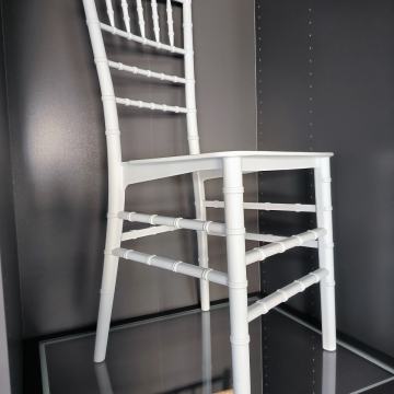 Tiffany catering stolica sa jastukom