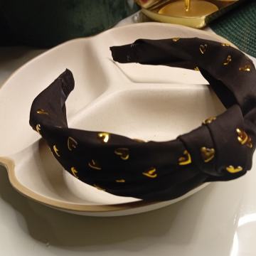 CRNI RAJF S ZLATNIM SRCETIMA - NOVO