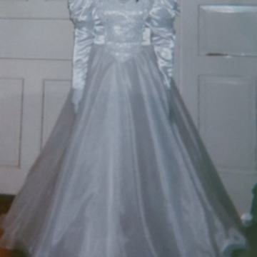 prodajem vjenčanicu