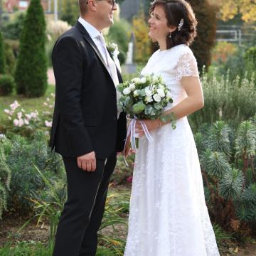 Prodajem vjenčanicu